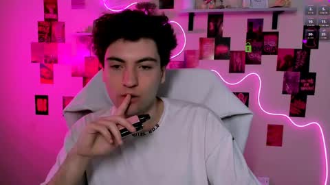 Snapshot of jacob_dark_ chatting on 04/13/26, 08:31 Jacob online show from 04/13/26, 08:31