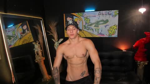 Snapshot of jacob_james01 chatting on 02/07/25, 12:42 JACOB JAMES online show from 02/07/25, 12:42