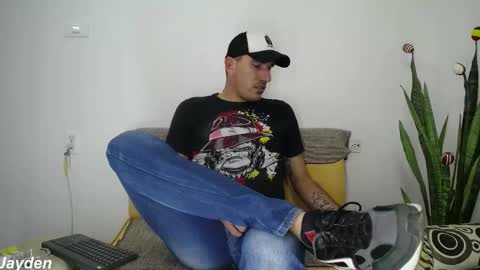 Jacob And Jayden online show from 11/25/25, 07:03