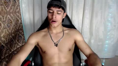 Snapshot of jacobbakerr chatting on 11/11/25, 05:18 Jacobbakerr online show from 11/11/25, 05:18