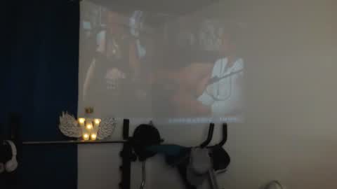 Snapshot of jacobjamess chatting on 12/21/25, 01:24 jacobjamess online show from 12/21/25, 01:24