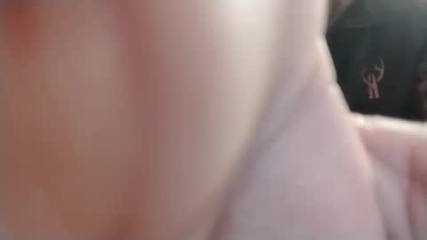 Snapshot of jacobledyit21 chatting on 09/10/25, 03:23 Shakey j online show from 09/10/25, 03:23