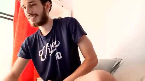 Snapshot of jacobmurphy2103 chatting on 11/20/25, 04:40 JACOB ROBIN online show from 11/20/25, 04:40