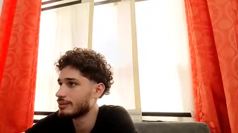 Snapshot of jacobmurphy2103 chatting on 12/20/25, 02:57 JACOB ROBIN online show from 12/20/25, 02:57