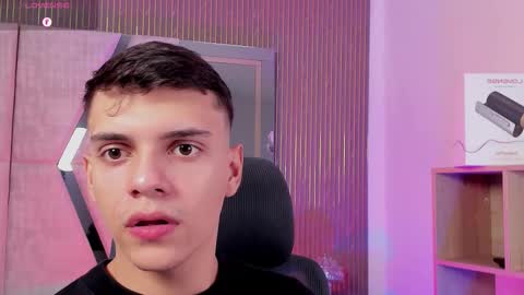 Snapshot of jacobrobeerts chatting on 12/18/25, 08:59 Jacob online show from 12/18/25, 08:59