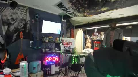 Snapshot of jacobshotelroom chatting on 04/27/26, 12:41 jacobshotelroom online show from 04/27/26, 12:41