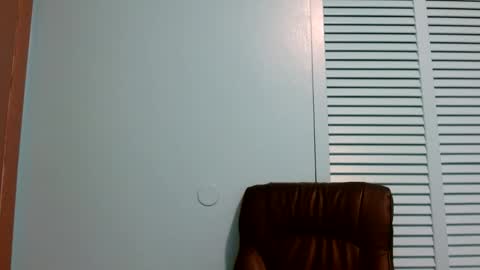 Snapshot of jacoff38 chatting on 02/06/25, 02:37 jacoff38 online show from 02/06/25, 02:37