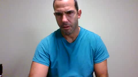 Snapshot of jacoff38 chatting on 11/09/25, 02:04 jacoff38 online show from 11/09/25, 02:04