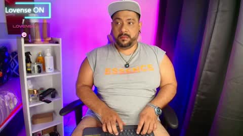 daddy sir master bear online show from 12/16/25, 10:42