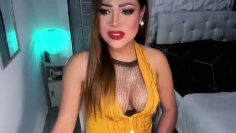 Snapshot of jacque_cole chatting on 03/26/26, 05:57 Jacque online show from 03/26/26, 05:57