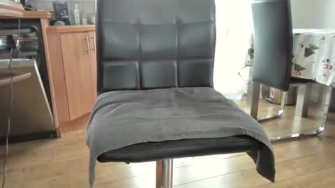 Snapshot of jacques6 chatting on 01/13/25, 04:19 jacques6 online show from 01/13/25, 04:19