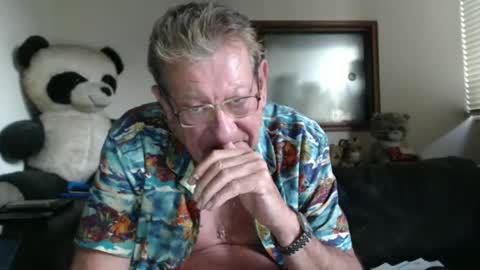 Snapshot of jacques_de_france chatting on 12/19/24, 03:52 Jacques online show from 12/19/24, 03:52