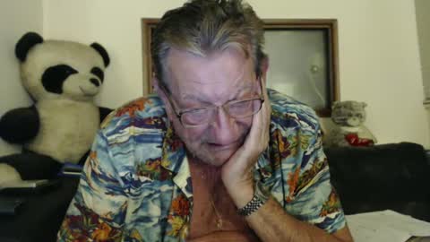 Snapshot of jacques_de_france chatting on 12/23/24, 05:39 Jacques online show from 12/23/24, 05:39