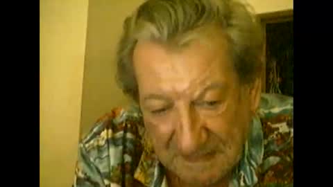 Snapshot of jacques_de_france chatting on 09/23/25, 12:35 Jacques online show from 09/23/25, 12:35