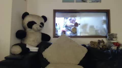 Snapshot of jacques_de_france chatting on 10/12/25, 12:20 Jacques online show from 10/12/25, 12:20