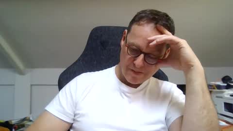 FineAndSimple online show from 02/12/26, 01:28