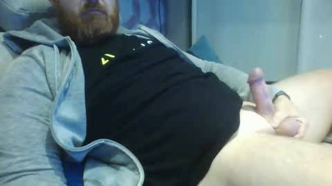 Snapshot of jacuzzi90 chatting on 10/23/25, 05:55 jacuzzi90 online show from 10/23/25, 05:55