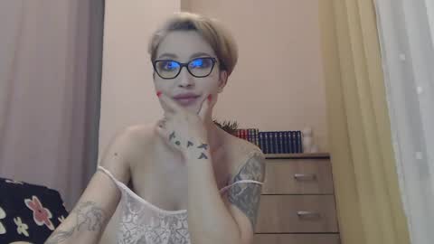 Jada online show from 04/18/26, 06:23