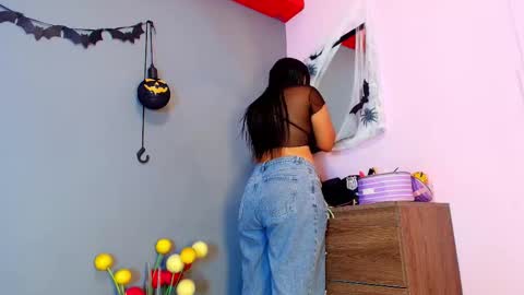  Jade Brunete  online show from 10/09/25, 08:40