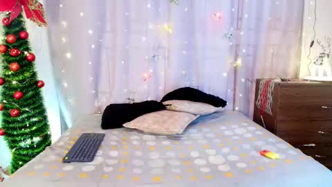  Jade Brunete  online show from 12/17/25, 08:26