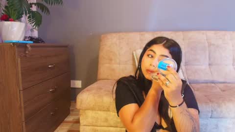 Snapshot of jade_brunnette chatting on 06/01/26, 08:32 Jade Brunete online show from 06/01/26, 08:32