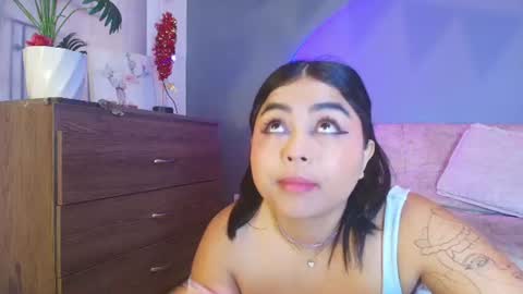 Snapshot of jade_brunnette chatting on 06/24/26, 08:19 Jade Brunete online show from 06/24/26, 08:19