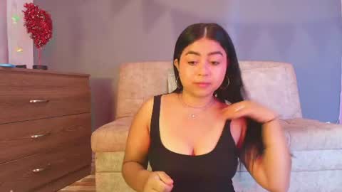 Snapshot of jade_brunnette chatting on 06/27/26, 08:14 Jade Brunete online show from 06/27/26, 08:14