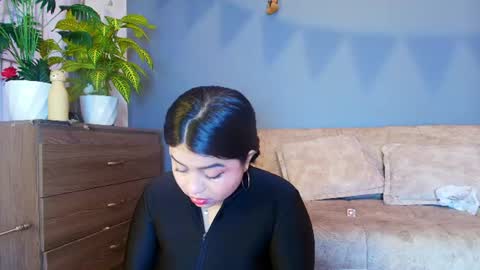 Snapshot of jade_brunnette chatting on 06/30/26, 08:21 Jade Brunete online show from 06/30/26, 08:21