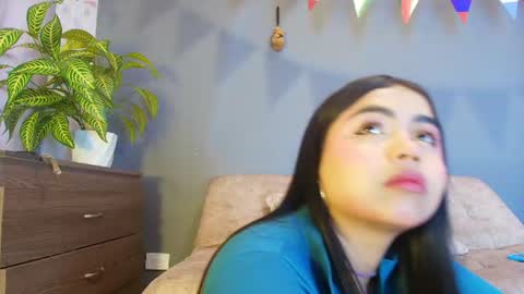 Snapshot of jade_brunnette chatting on 07/05/26, 08:16 Jade Brunete online show from 07/05/26, 08:16