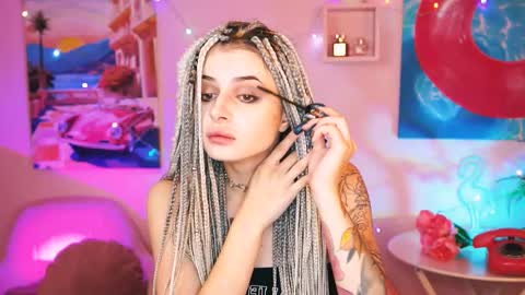 Snapshot of jade_castle chatting on 12/20/24, 01:25 jade_castle online show from 12/20/24, 01:25