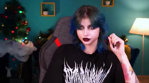 Snapshot of jade_castle chatting on 12/27/24, 12:39 jade_castle online show from 12/27/24, 12:39