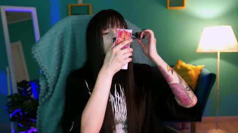 Snapshot of jade_castle chatting on 03/07/25, 02:15 jade_castle online show from 03/07/25, 02:15