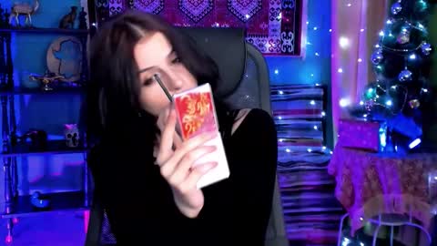 Snapshot of jade_castle chatting on 01/16/26, 04:44 jade_castle online show from 01/16/26, 04:44