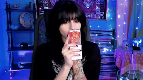 Snapshot of jade_castle chatting on 02/18/26, 04:36 jade_castle online show from 02/18/26, 04:36