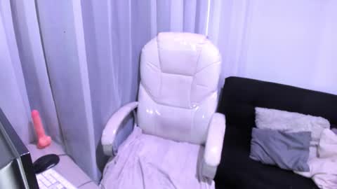 Snapshot of jade_connor chatting on 02/16/26, 09:00 jade_connor online show from 02/16/26, 09:00