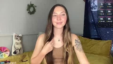 Snapshot of jade_margot chatting on 02/14/25, 01:34 Jade Margot online show from 02/14/25, 01:34