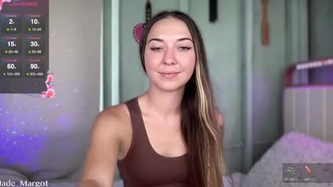 Snapshot of jade_margot chatting on 10/15/25, 08:09 Jade Margot online show from 10/15/25, 08:09