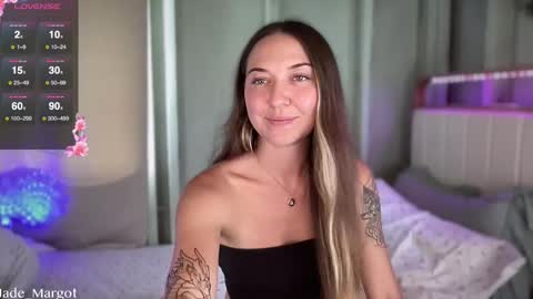 Jade Margot online show from 10/30/25, 11:49