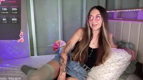 Jade Margot online show from 11/10/25, 12:20