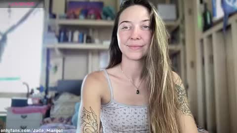 Snapshot of jade_margot chatting on 03/04/26, 02:39 Jade Margot online show from 03/04/26, 02:39