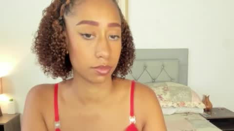 Snapshot of jade_obi chatting on 03/05/26, 03:08 Jade smile online show from 03/05/26, 03:08