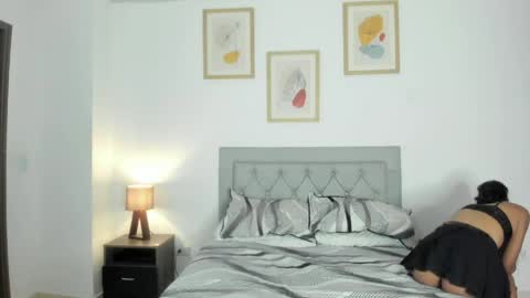 Snapshot of jade_obi chatting on 03/31/26, 02:06 Jade smile online show from 03/31/26, 02:06