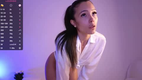 Snapshot of jade_paris chatting on 10/03/25, 08:55 Jade Paris online show from 10/03/25, 08:55