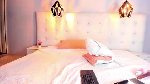 Snapshot of jade_scarllet chatting on 12/06/24, 06:59 karlla scarlet online show from 12/06/24, 06:59