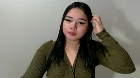 Snapshot of jade_suck chatting on 06/17/26, 04:37 jade_suck online show from 06/17/26, 04:37