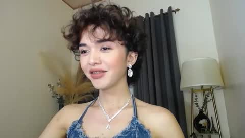 Adriana online show from 10/04/25, 04:49