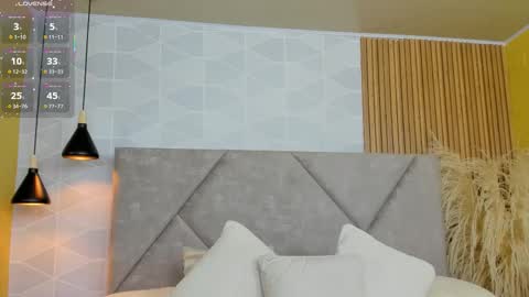 Snapshot of jade_whisper chatting on 09/10/25, 01:27 Alanis Cooper online show from 09/10/25, 01:27