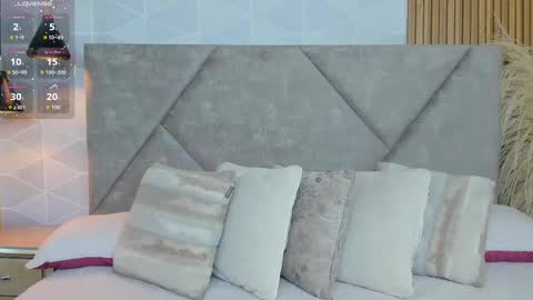 Snapshot of jade_whisper chatting on 10/01/25, 02:06 Alanis Cooper online show from 10/01/25, 02:06