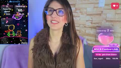 Snapshot of jade_white_ chatting on 02/24/26, 02:04 jade white online show from 02/24/26, 02:04