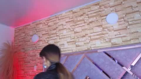 Snapshot of jade_white_ chatting on 03/06/26, 01:18 jade white online show from 03/06/26, 01:18